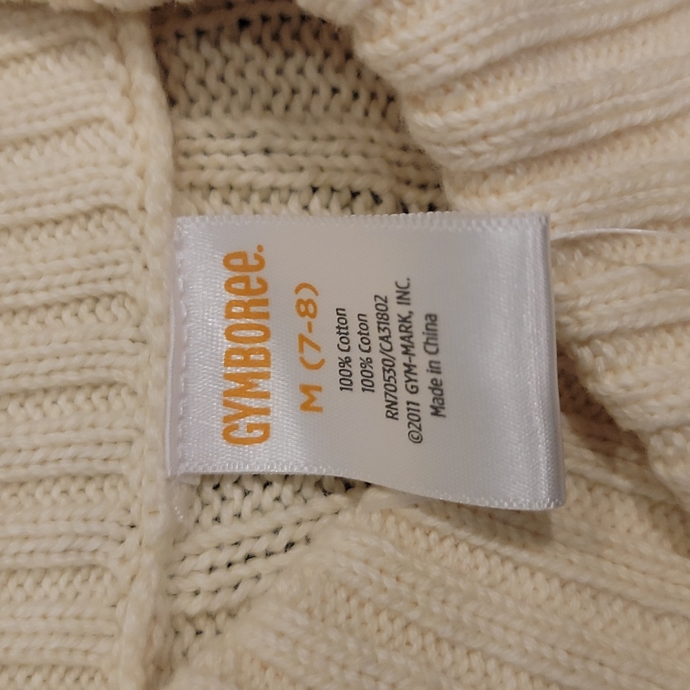 NWT sweater - Picture 2 of 3